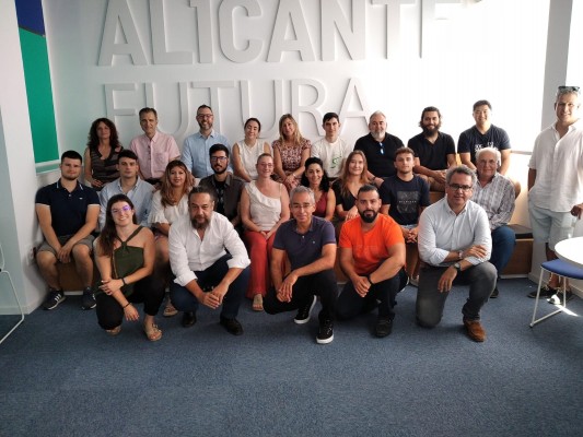 Alicante reúne una veintena de 'startups' para fomentar el ecosistema innovador