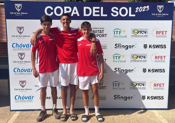 España hace vibrar a la afición en su debut con victoria en la “Copa del Sol”