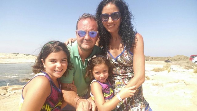 Sonia Díaz, veranos familiares en Villar del Arzobispo, Dénia y Formentera