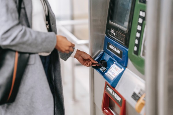 Nace el quinto banco más valioso del mundo con la fusión de HDFC en la India