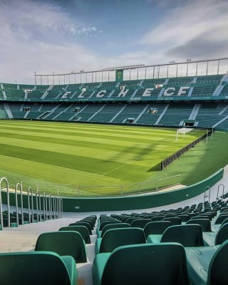 El Elche renueva su organigrama técnico y médico