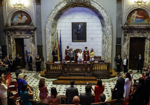 Carbonell y Ballester (PP), los ediles de València con más bienes, y Llopis (PSPV), la que menos