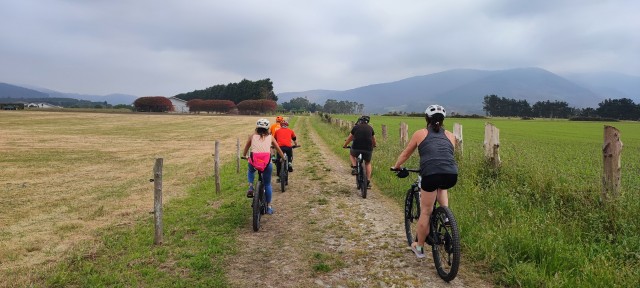 ¿Cómo es un viaje en bicicleta en grupo? 
