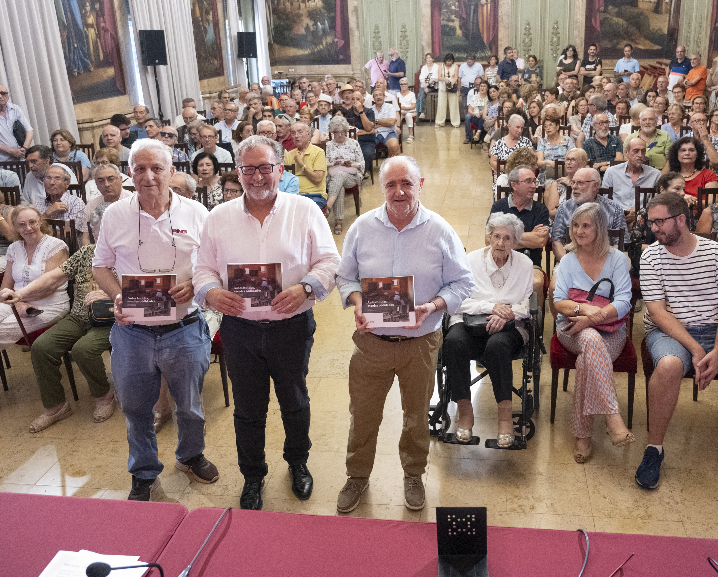 Un libro de la Diputación rescata la memoria de las escuelas rurales de la provincia de Castellón