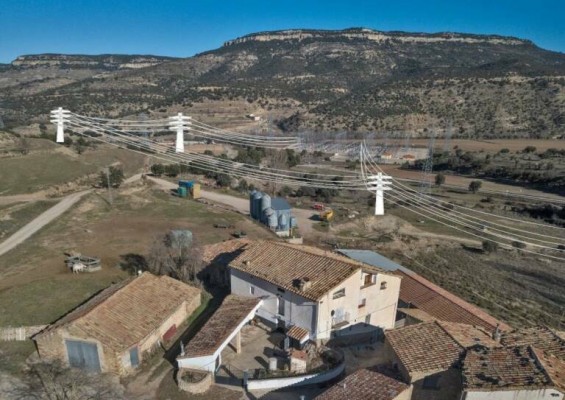 Aluvión de alegaciones contra la MAT desde el gran parque eólico de Teruel hasta la subestación de Morella