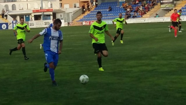 Un Alcoyano invicto recibe a un Eldense colista

