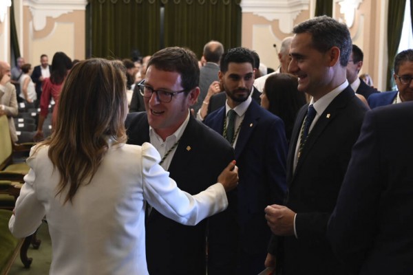 ¿Portavoces de la oposición liberados?: Carrasco valora la dedicación exclusiva si algún grupo lo pide