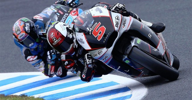 Zarco aprovecha su oportunidad ante los problemas de Rins
