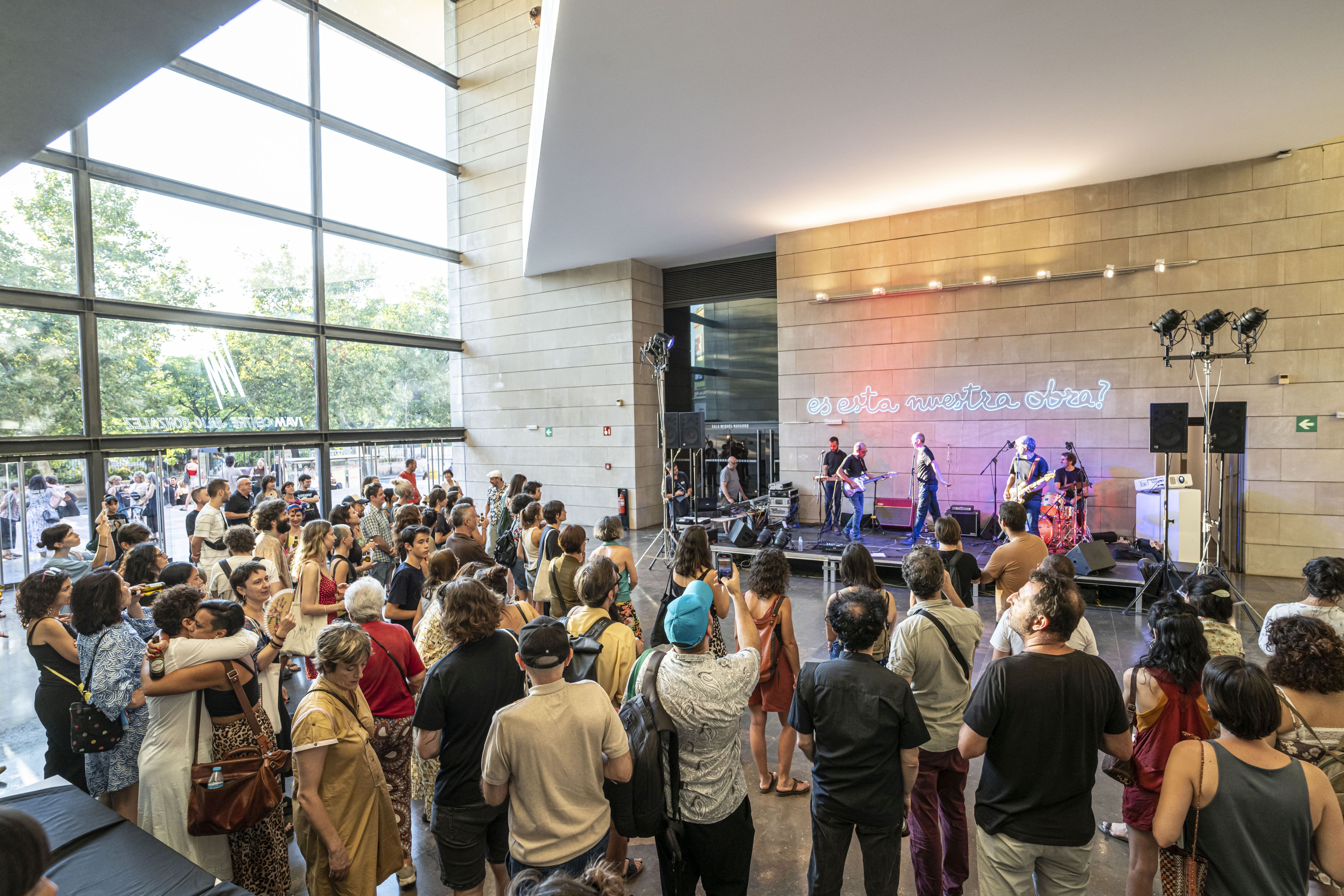 Música, mediaciones y talleres de serigrafía para pasar el verano en el IVAM