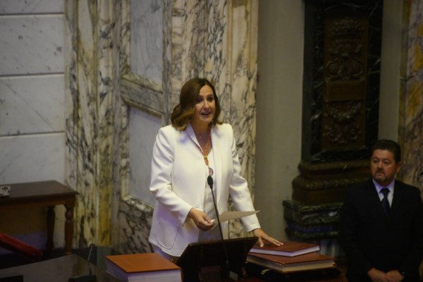 Catalá mantiene el sueldos de los concejales y reparto de asesores de la legislatura anterior
