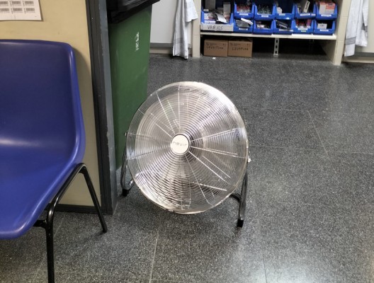 CSIF denuncia los fallos de climatización en el hospital Arnau que provocan altas temperaturas