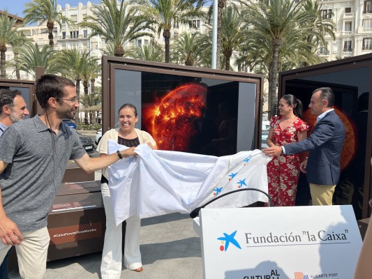 Las imágenes de Michael Brenson abren una ventana a otros mundos en el Puerto de Alicante