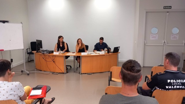 La comisión de desarrollo reglamentario sobre bienestar y protección animal comienza sus trabajos