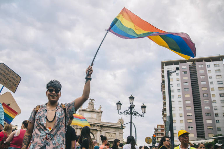 Trabajadores sociales de Castelló ponen en valor la aprobación de la 'ley trans' y LGTBI+ en el Orgullo