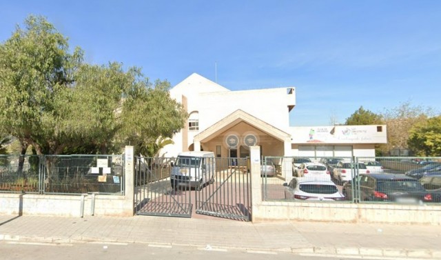Alicante acondicionará el patio, juegos infantiles y pistas deportivas del CEIP Santísima Faz