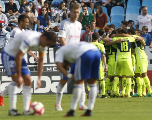 Alfombra roja para el Elche en La Romareda