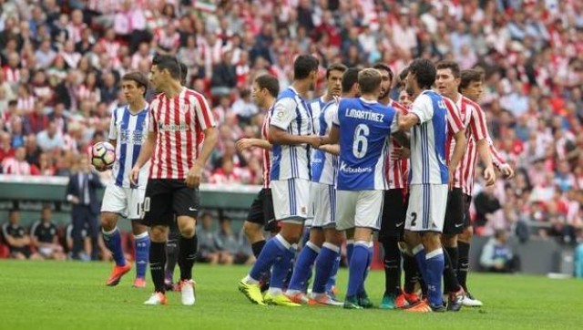 El Athletic remonta a la Real y acaba con su mala racha en los derbis