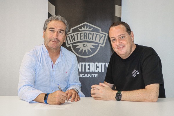 El Intercity empieza a ponerse al día con los jugadores de su primera plantilla