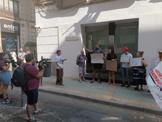 Movilización frente a otro desahucio en Alicante, a la espera de una vivienda social