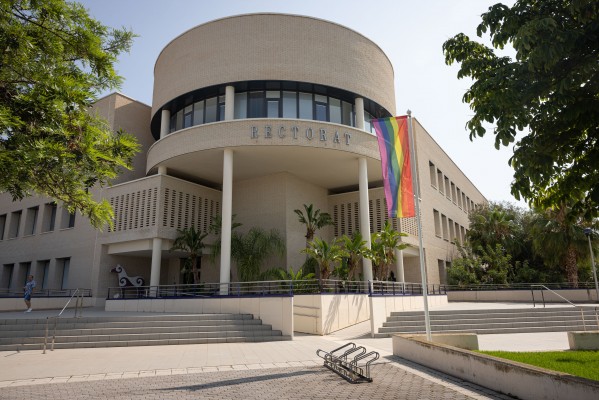 La UJI reivindica la diversidad y los derechos del colectivo LGTBI en el Día Internacional del Orgullo