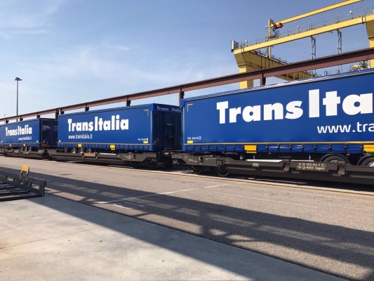 Transitalia y Tramesa lanzan la primera autopista marítimo-ferroviaria de España