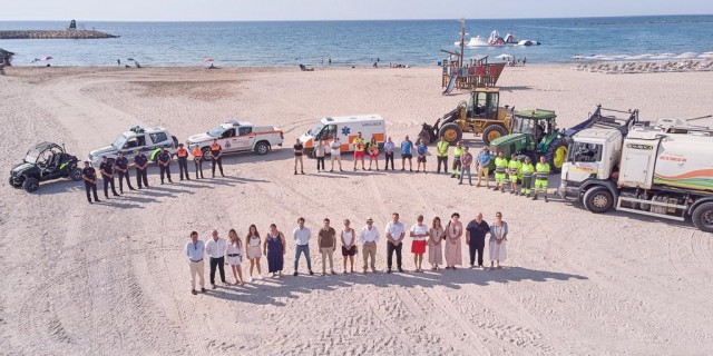 150 personas integran el dispositivo de las playas de El Campello este verano