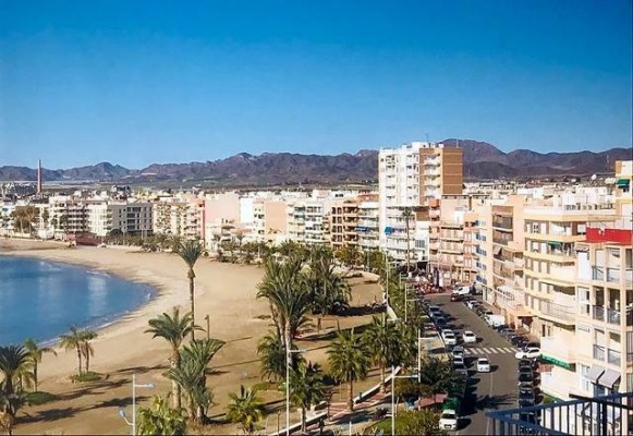 La Manga y Águilas se cuelan entre las únicas cuatro zonas costeras de España con más del 10% de rentabilidad