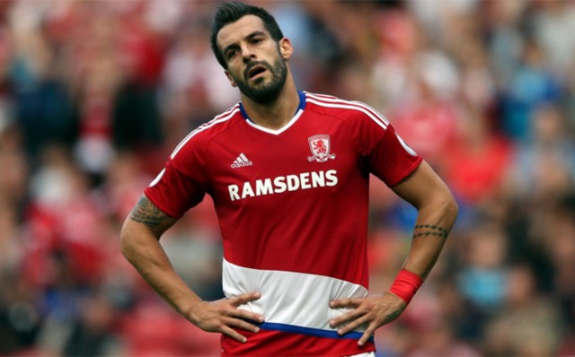 Negredo no levanta cabeza
