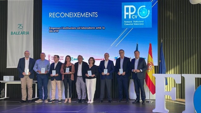 La Generalitat reconoce a CaixaBank Dualiza por su implicación en la FP valenciana

