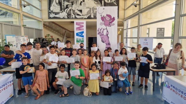 La UPV celebra el desafío STEAM: acerca a alumnos de infantil y juvenil a la programación