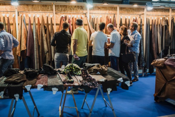 Los componentes para el calzado presentan las tendencias de la primavera/verano 2018