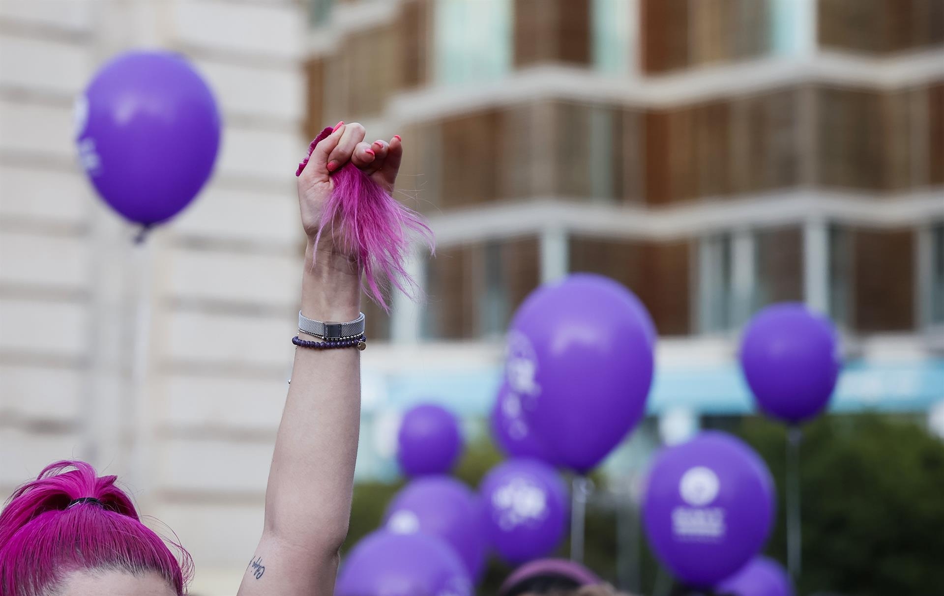 Feministas piden reunirse con Mazón y advierten: 