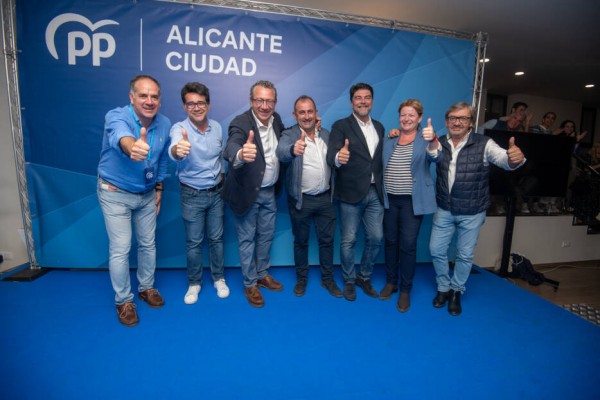 David Aracil, Bermejo, Cristina García y Lourdes Llopis, los diputados del PP en L'Alacantí
