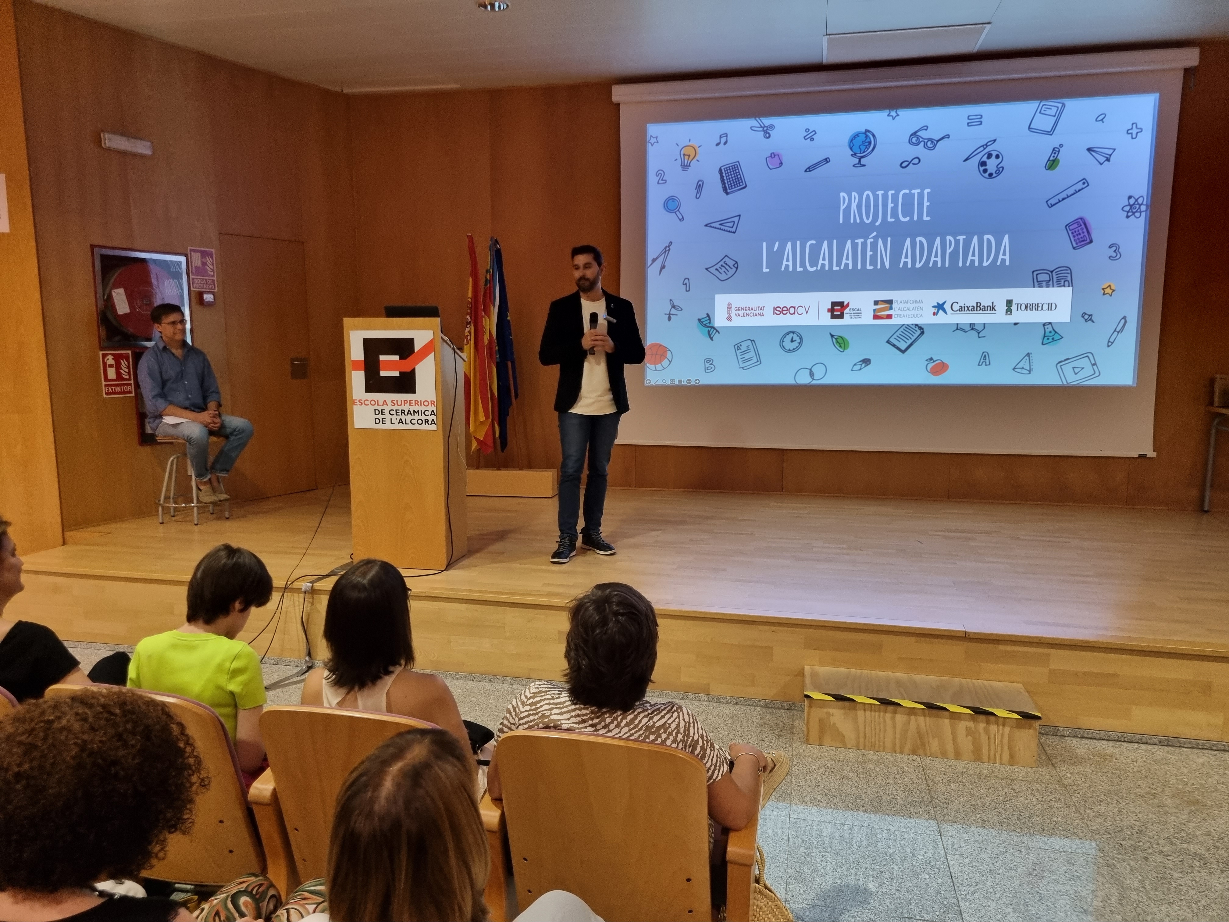 L'Alcalatén implementa pictogramas en espacios públicos para personas con discapacidad