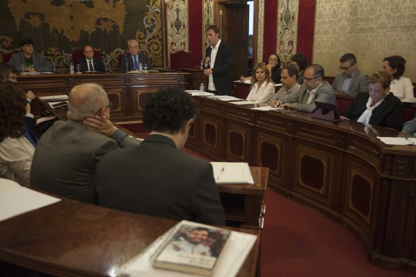 Los 'tiros en el pie' del tripartito de Alicante