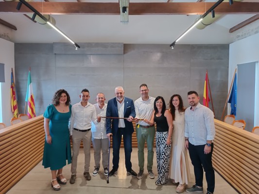 Moll (PSPV) reparte el gobierno de Pego y refuerza a Laura Castellà con Contratación y Patrimonio

