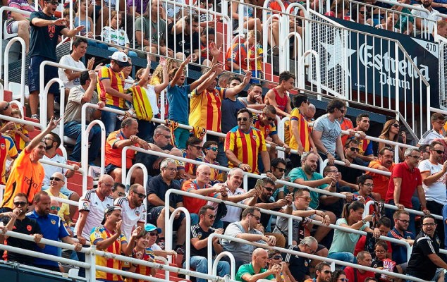 La afición responde en el estreno de Prandelli en Mestalla