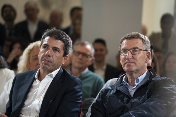 Feijóo arropará a Mazón con varias visitas tras el pacto con Vox para la Generalitat