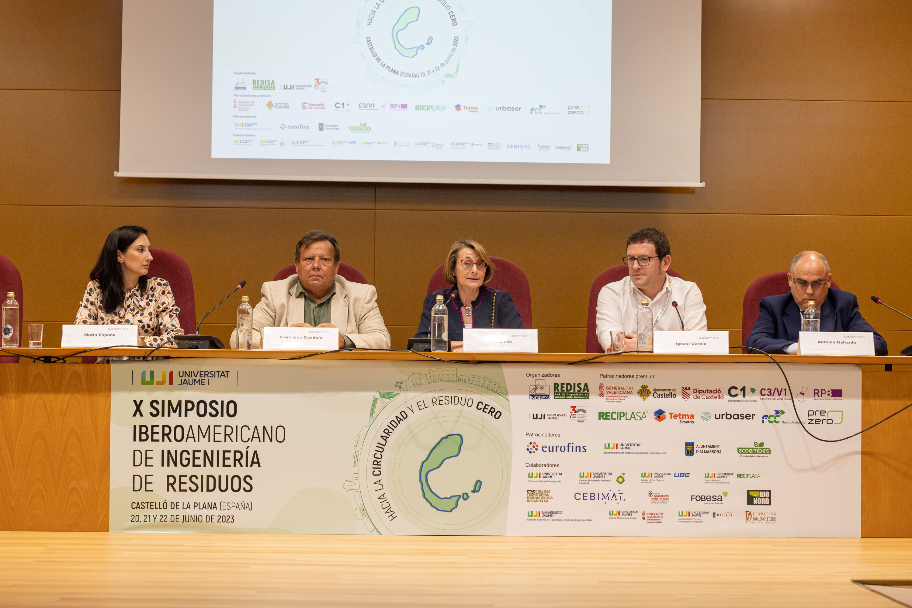 Investigadores iberoamericanos y españoles debaten en la UJI sobre ingeniería de residuos