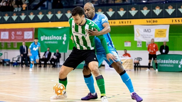 El pívot internacional Eric Pérez, ex del Betis, es nuevo jugador de ElPozo Murcia