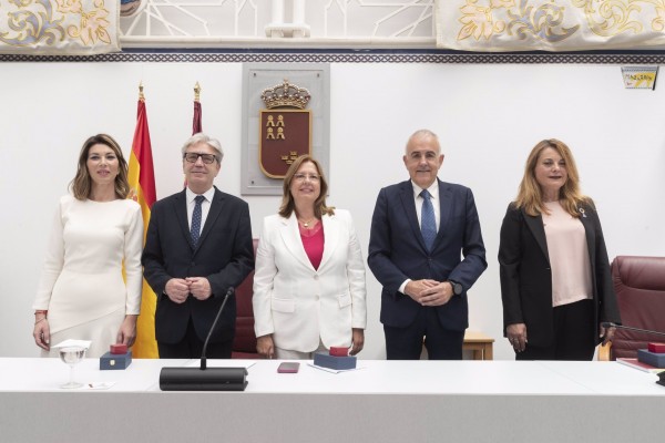 La Asamblea Regional constituirá este viernes los grupos parlamentarios