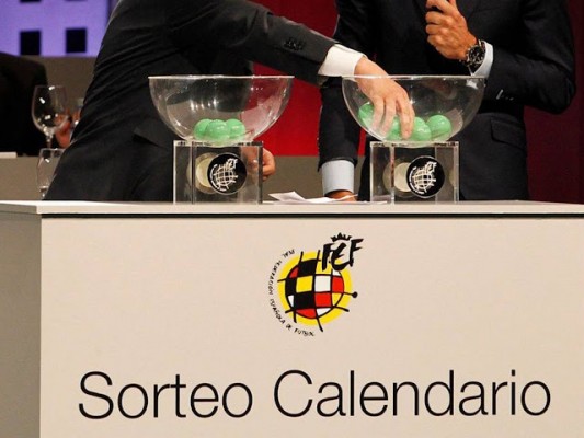 El Valencia CF conocerá hoy el camino para eludir el descenso