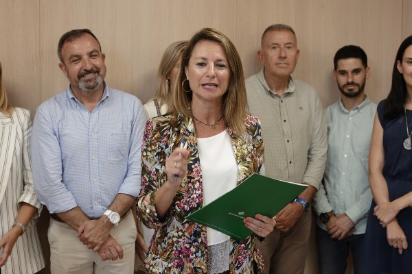 Carrasco apuntala su liderazgo con las concejalías: premia el sacrificio... ¿y esboza el adiós de Pradas?