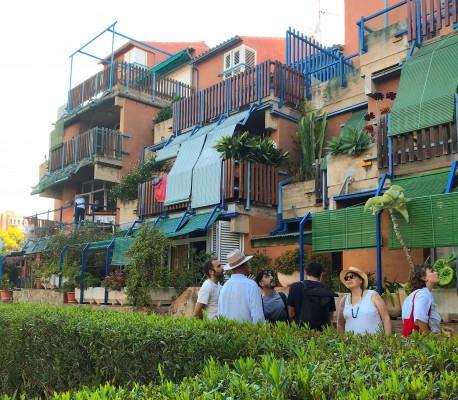 Del 'Benirritz' a la 'Benifòrnia': el paisatge de Benicàssim creix entre l'elitisme i el turisme massiu
