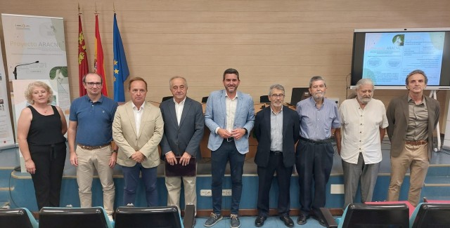 El Imida trabaja en la recuperación del patrimonio cultural de la seda y en su aplicación en soluciones científicas