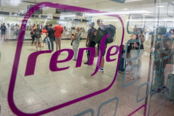 Renfe supera los 3,26 millones de clientes fidelizados tras lanzar los descuentos para jóvenes