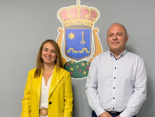Por qué el PP ha conseguido más apoyos (y alcaldías) de los partidos locales