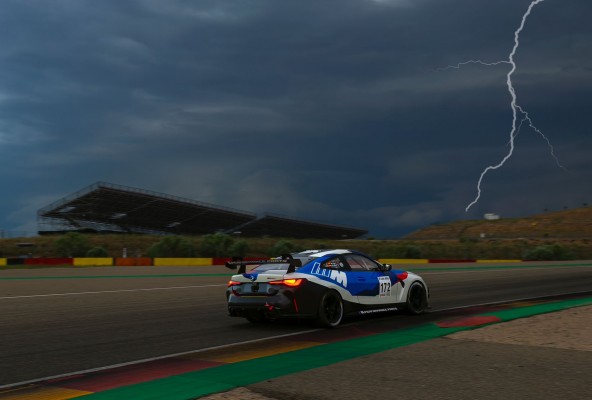 Victoria para Nerea Martí en el Campeonato de España de GT con BMW España Motorsport