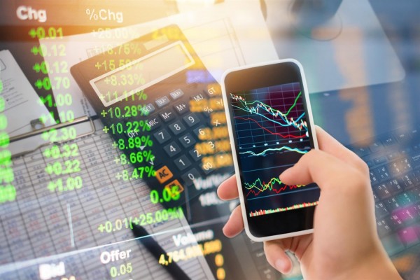 Samsung y la EOI se alían para formar a jóvenes desempleados en nuevas tecnologías