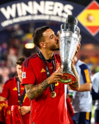 Joselu llega al Real Madrid cedido con opción de compra
